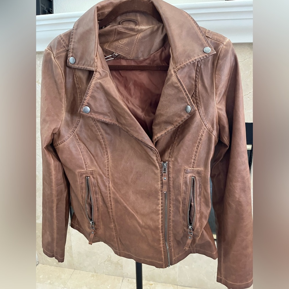Max Studio Leather Brown Women’s Jacket